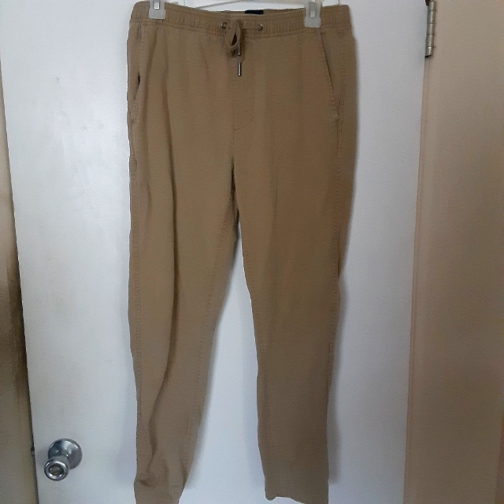 Gap khaki pants